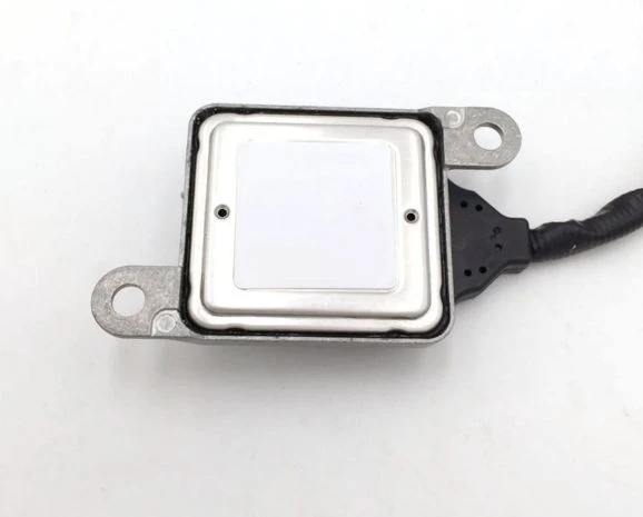 NOx Sensor For CHRYSLER 5WK9 6684A / 68067521AA